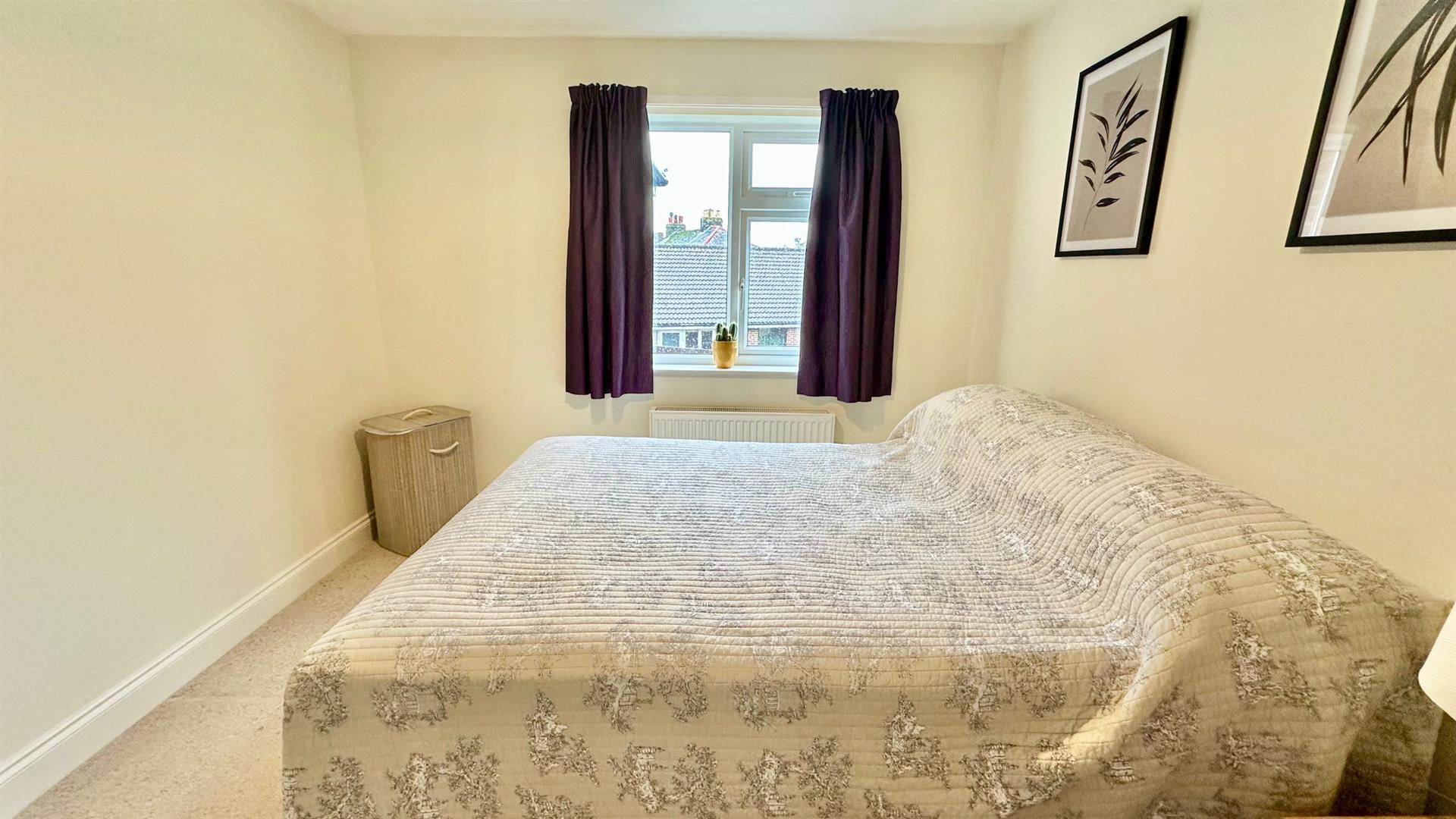 The Broadway, Hastings
